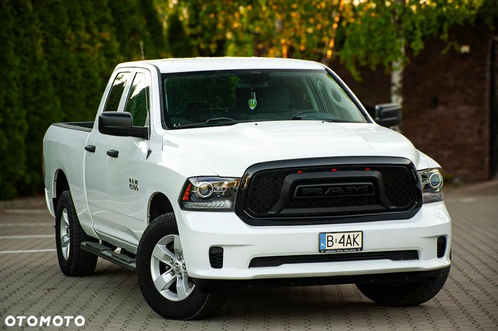 Dodge RAM - 8