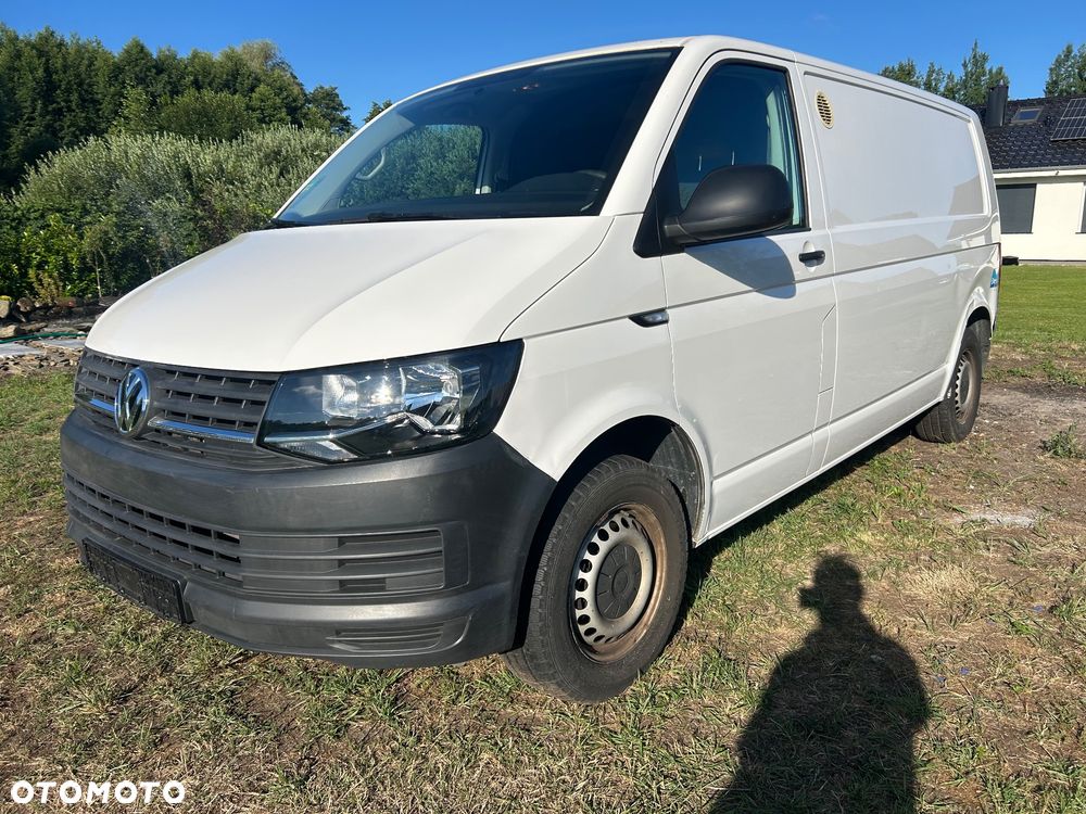 Volkswagen Transporter L1H1 Plus Trendline - 12
