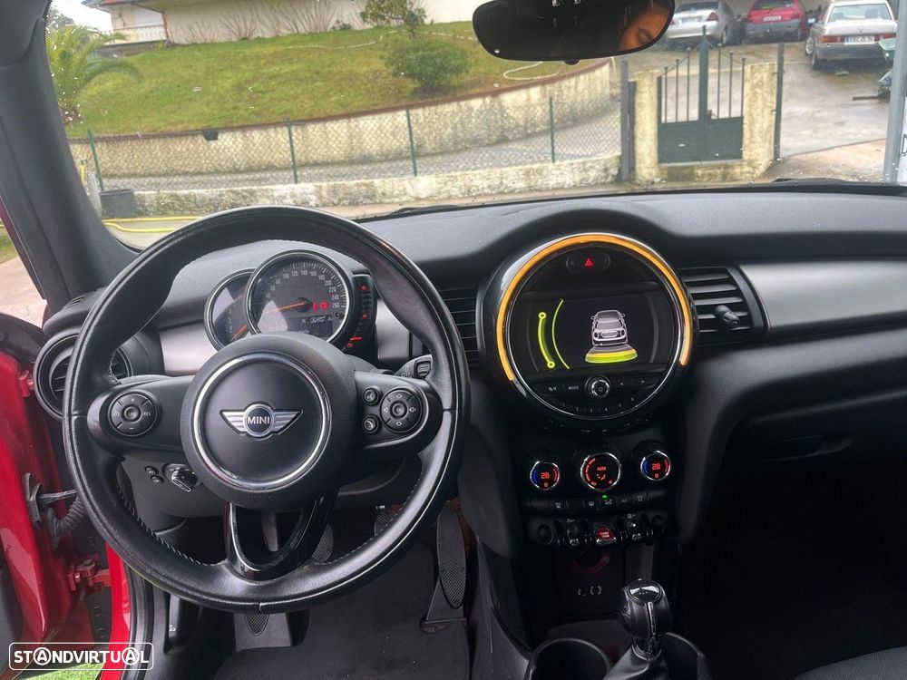 MINI 5 Portas Cooper D - 8