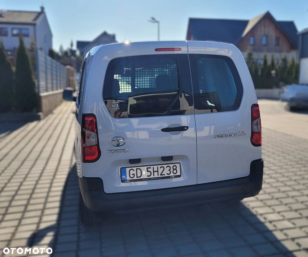Toyota PROACE CITY - 7