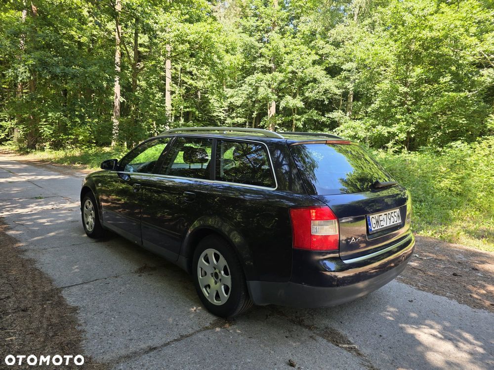 Audi A4 Avant 1.9 TDI - 10