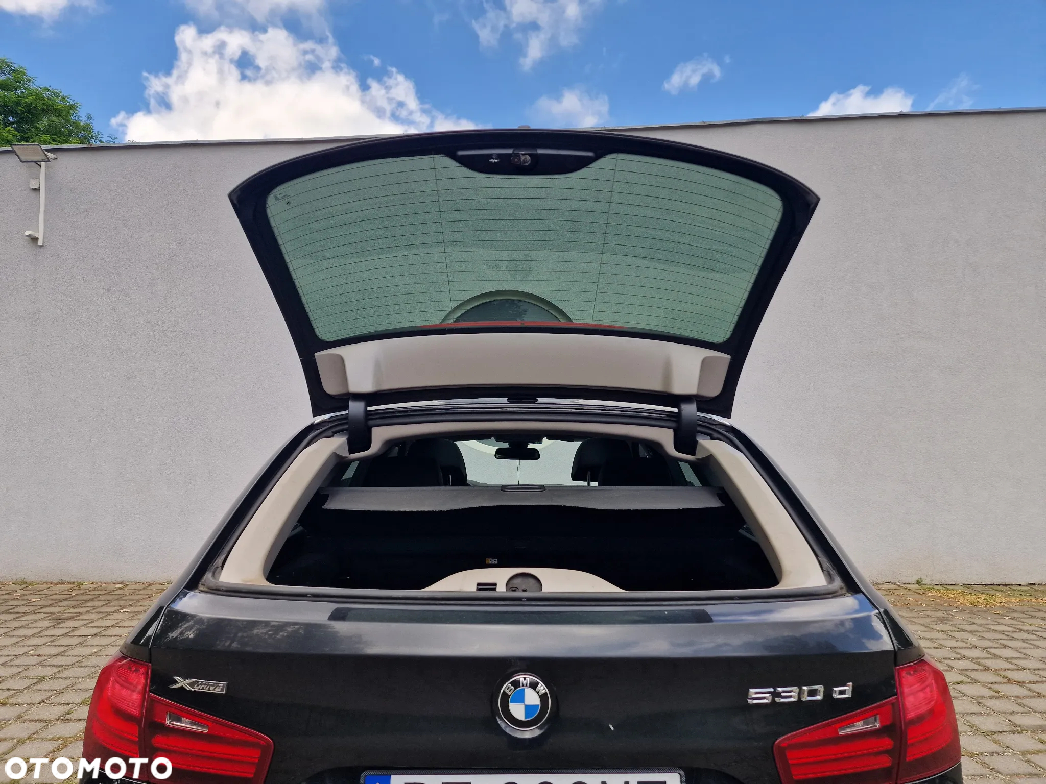 BMW Seria 5 530d xDrive Touring Sport-Aut Luxury Line - 26