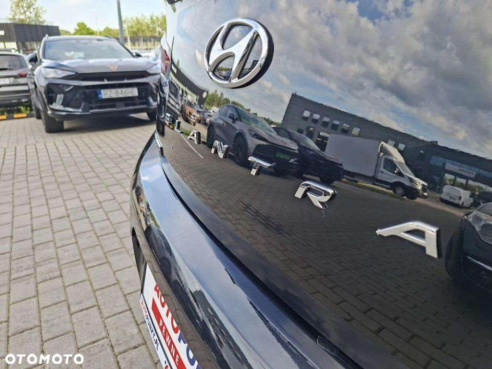 Hyundai Elantra - 34