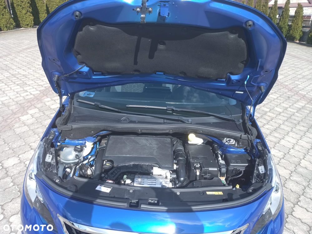 Peugeot 2008 PureTech 110 GPF Stop&Start EAT6 Signature - 9