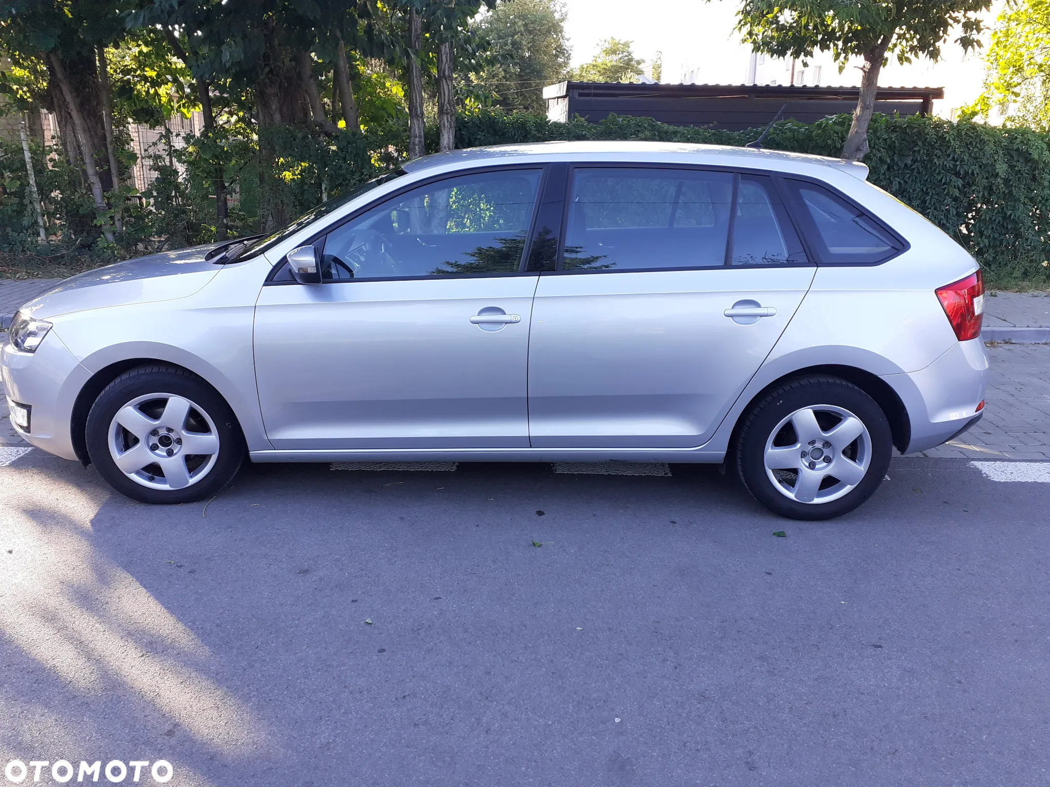 Skoda RAPID Spb 1.4 TDI DPF Ambition DSG - 3