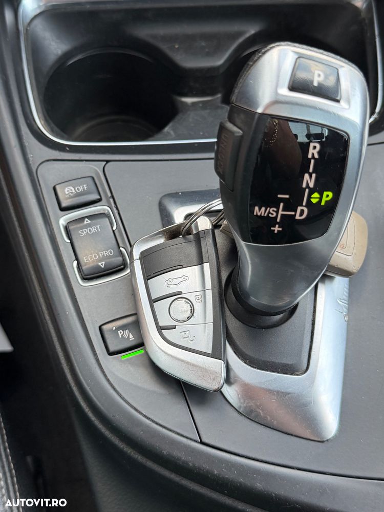 BMW Seria 3 320d DPF Aut. Edition Exclusive - 11