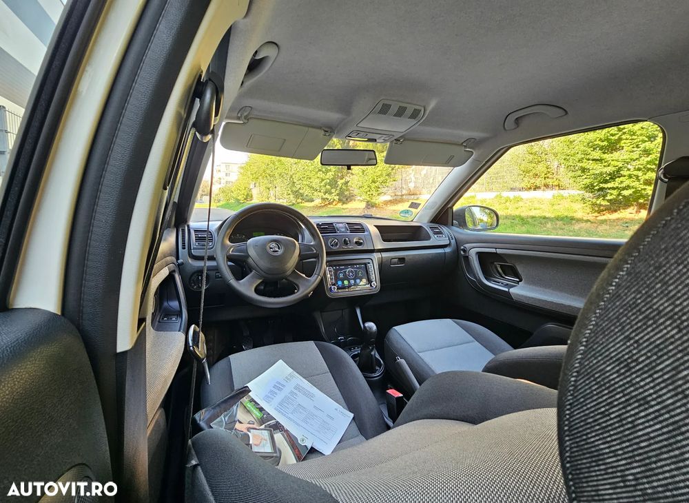 Skoda Fabia 1.2 HTP Fresh - 24