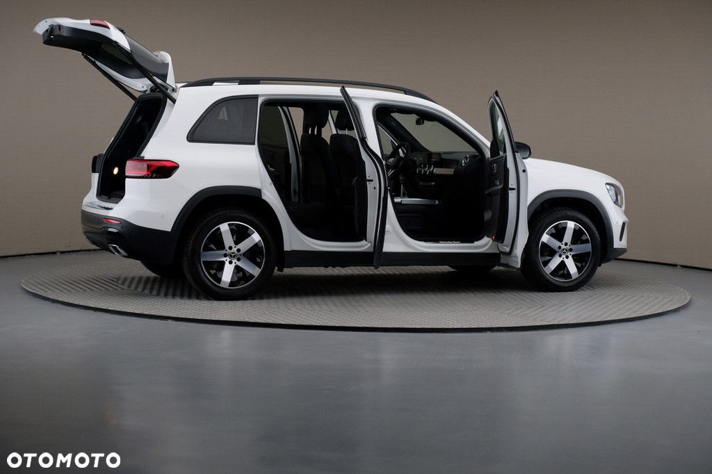 Mercedes-Benz GLB - 6