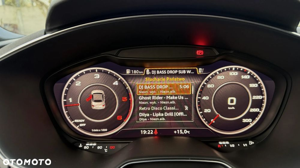 Audi TT Roadster - 10