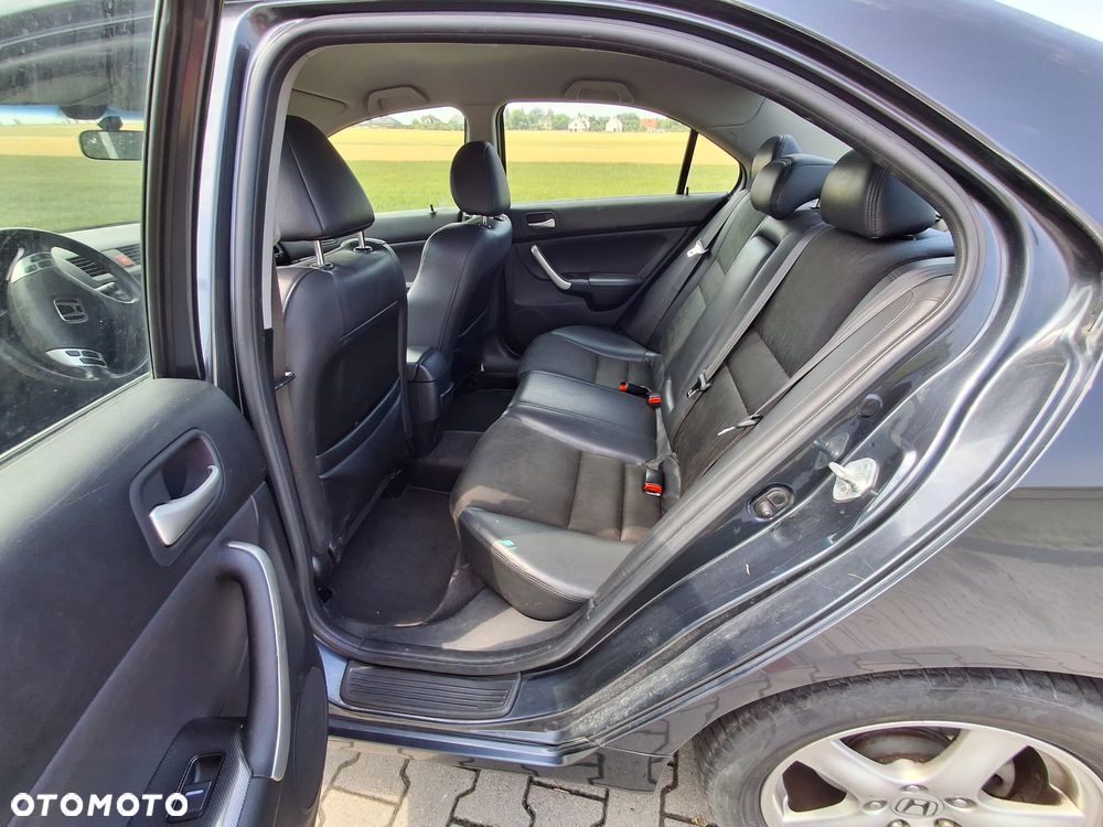 Honda Accord 2.2i-CTDi Sport - 11
