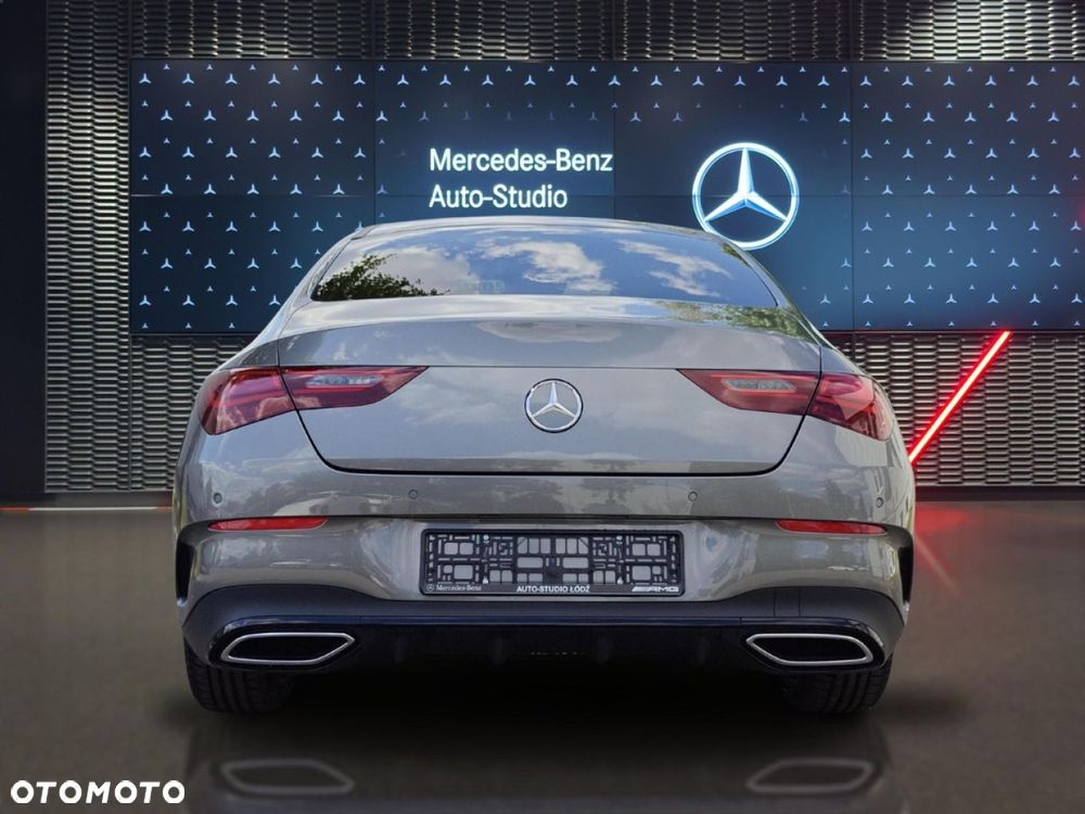 Mercedes-Benz CLA - 4