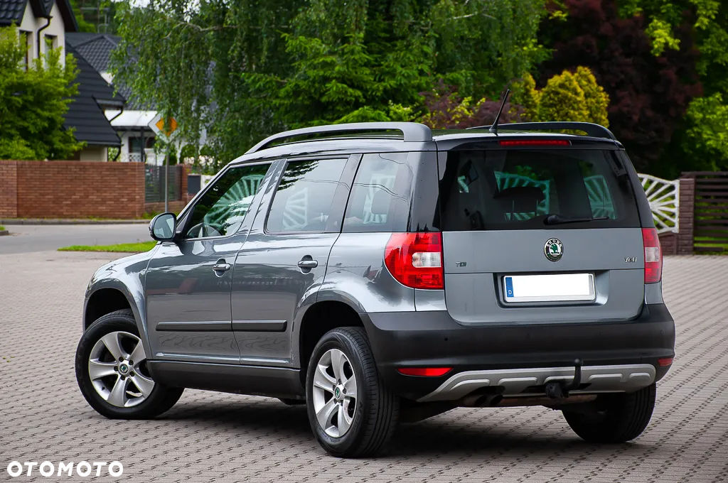 Skoda Yeti 2.0 TDI DPF Ambition Green tec - 13