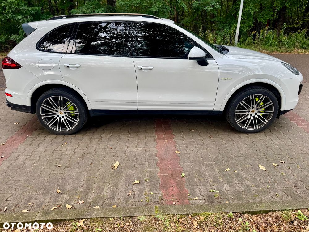 Porsche Cayenne - 3