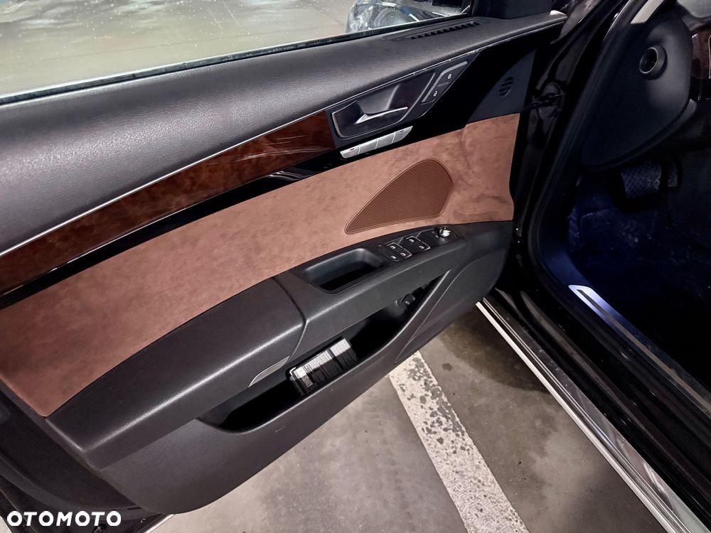 Audi A8 4.2 TDI DPF quattro tiptronic - 15