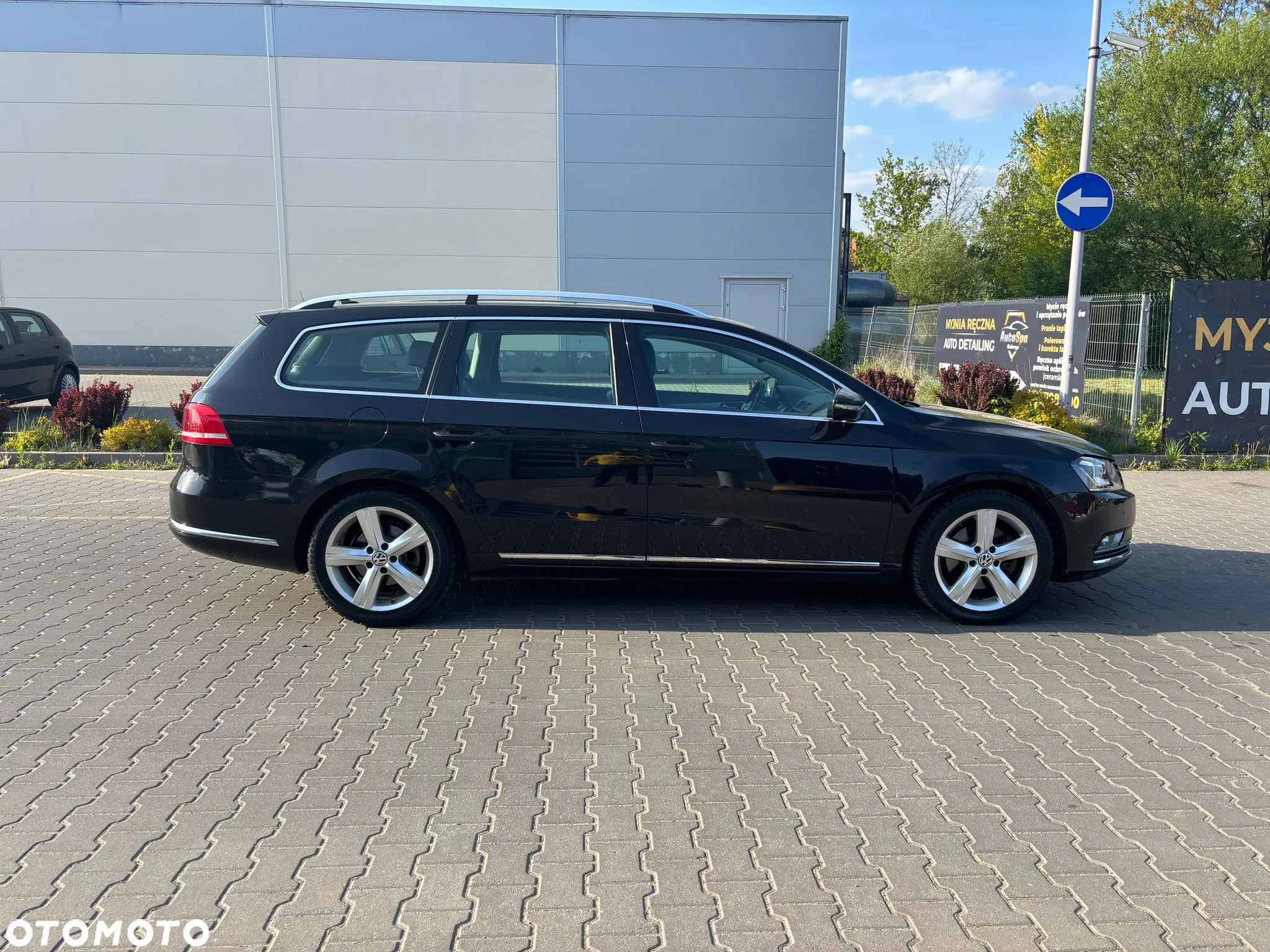 Volkswagen Passat Variant 2.0 Blue TDI SCR Highline - 28