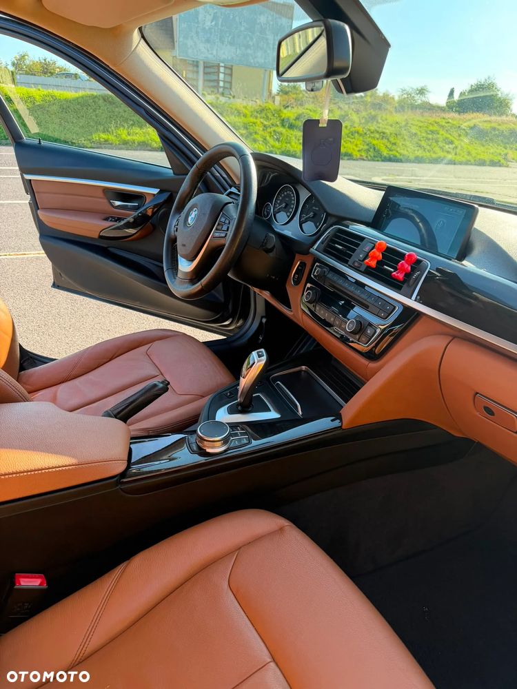 BMW Seria 3 318d Edition Luxury Line Purity - 16