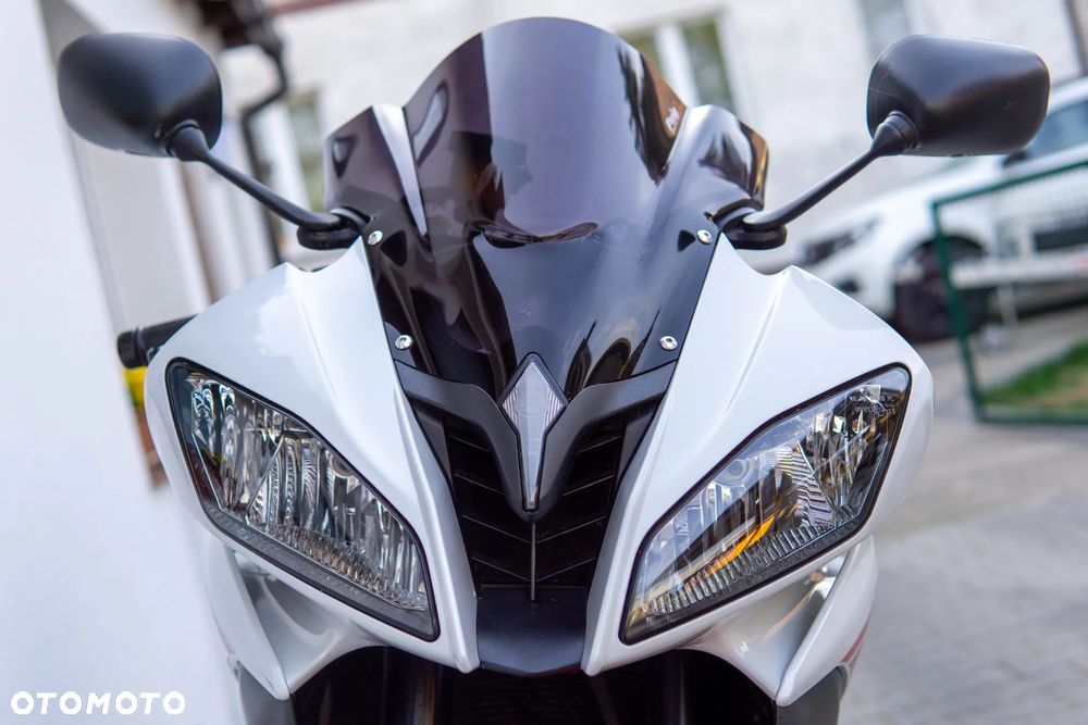 Yamaha R6 - 2