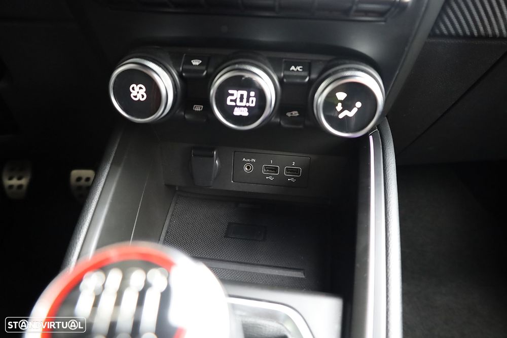 Renault Clio 1.0 TCe RS Line - 24