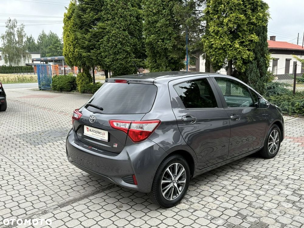 Toyota Yaris - 6