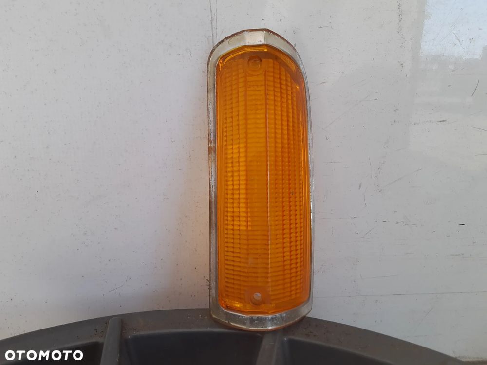 Klosz kierunkowskazu lewy przód Ford Taunus TC1 71BG13369AA - 1