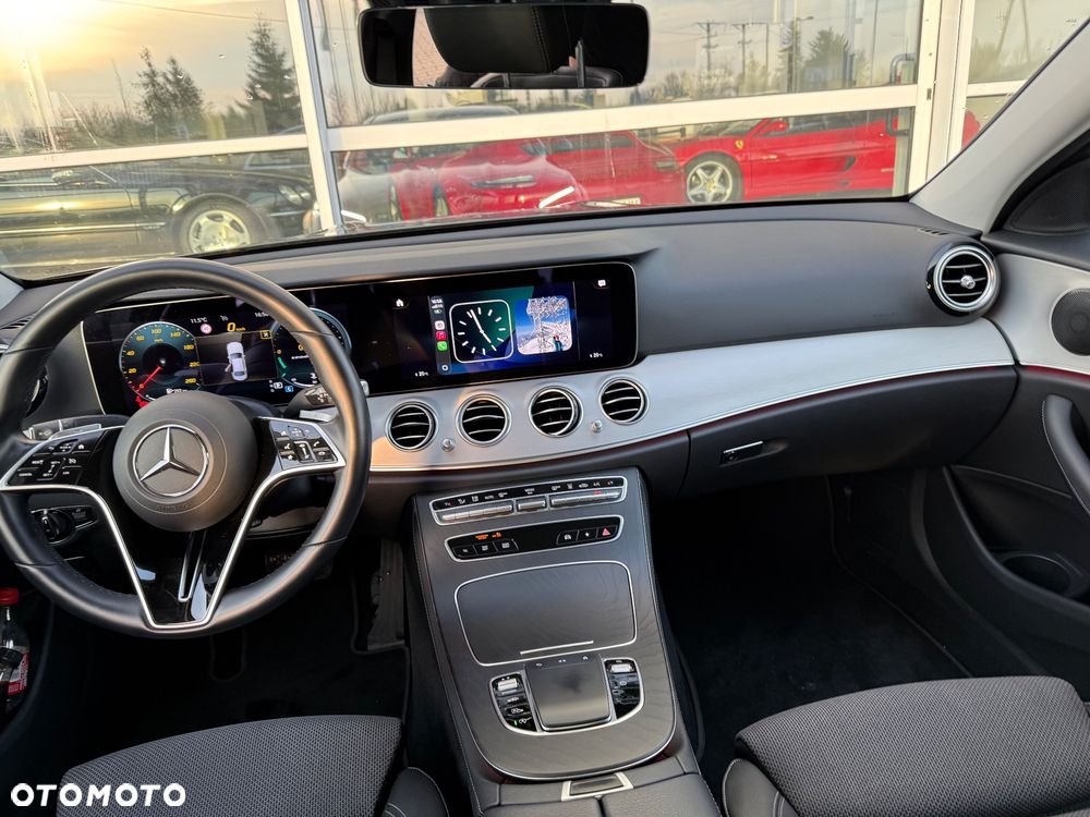 Mercedes-Benz Klasa E 220 d 4-Matic AMG - 38