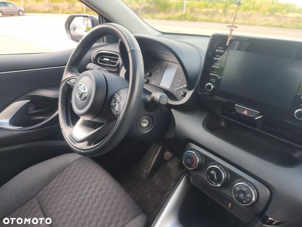 Toyota Yaris 1.5 Comfort - 17