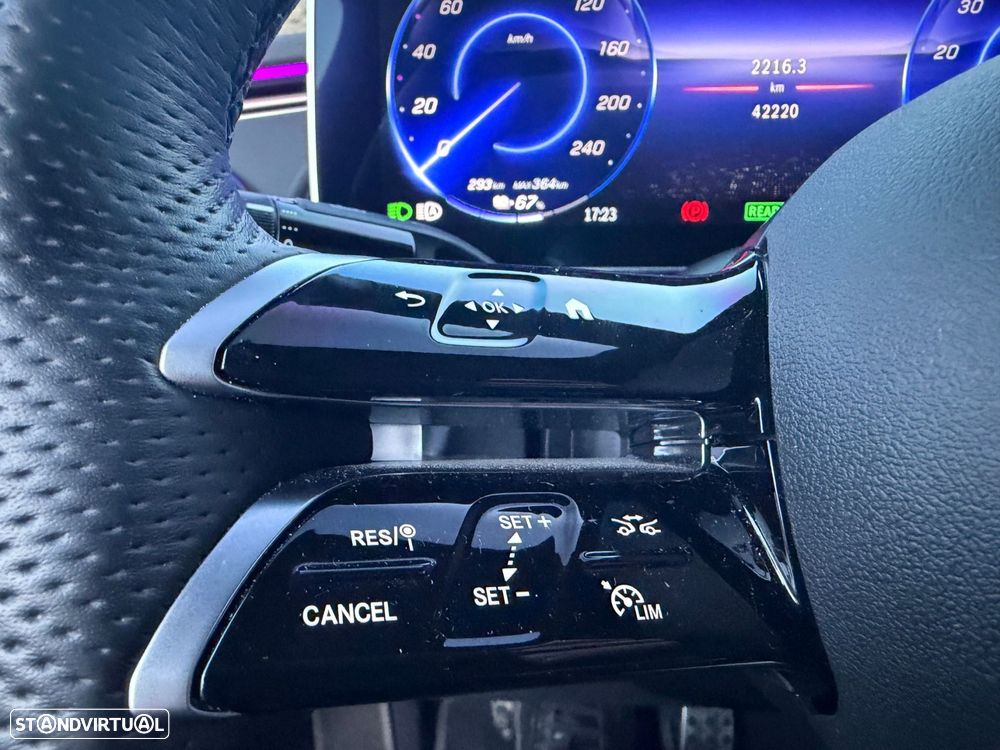 Mercedes-Benz EQE - 24