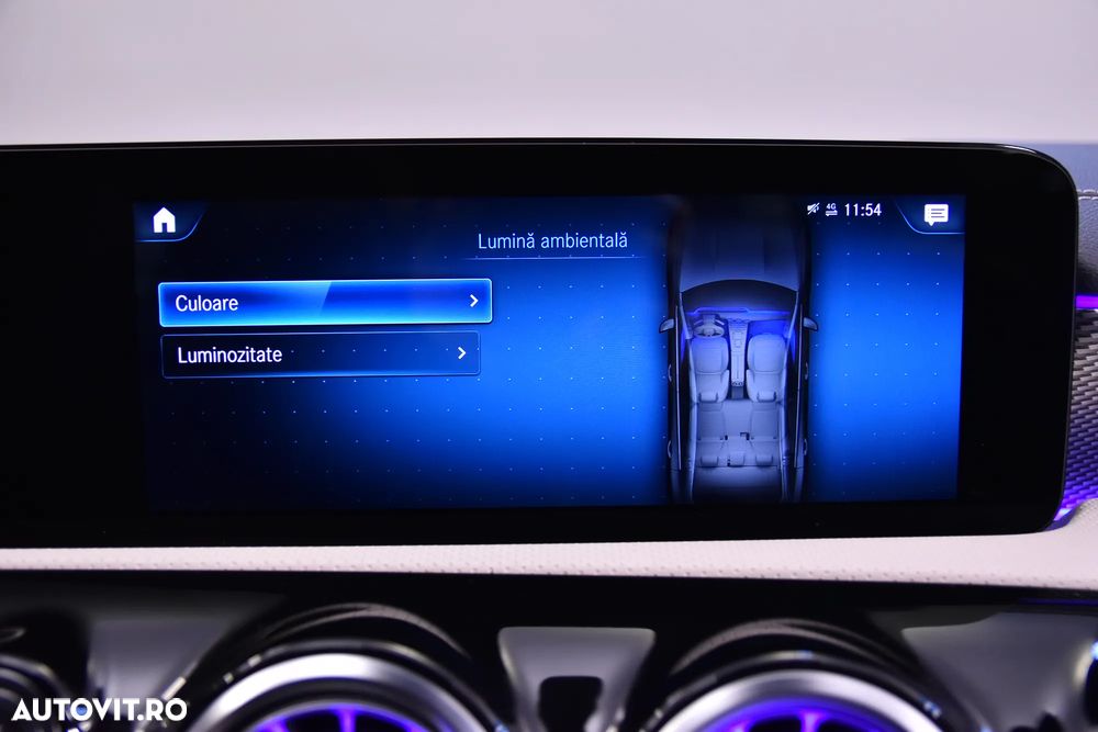 Mercedes-Benz CLA 180 7G-DCT - 22