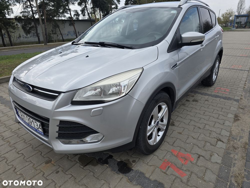 Ford Kuga - 1