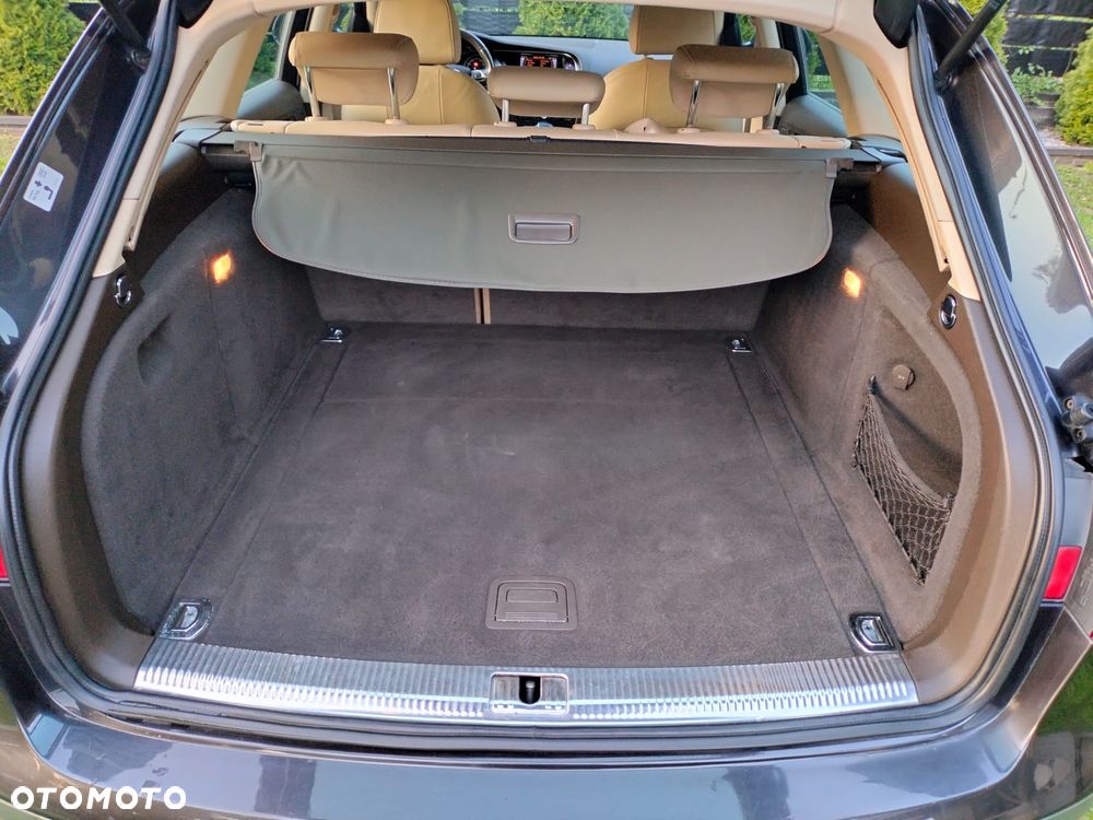 Audi A4 Allroad - 22