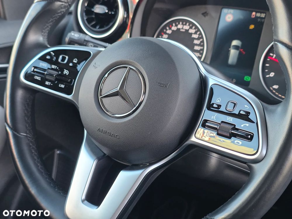 Mercedes-Benz Klasa T 180 d Progressive - 21