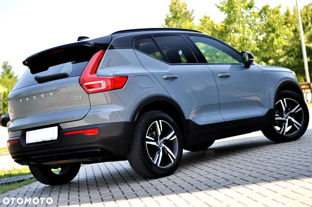 Volvo XC 40 D3 R-Design - 11