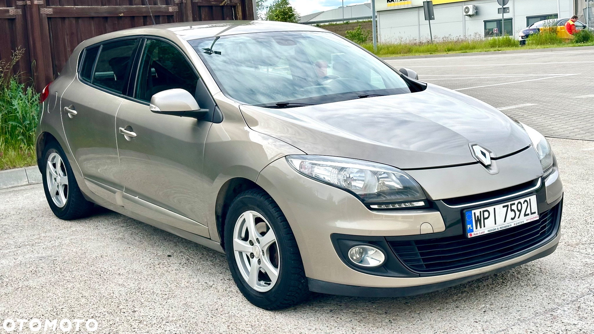 Renault Megane Grandtour ENERGY TCe 115 Start & Stop Bose Edition - 7
