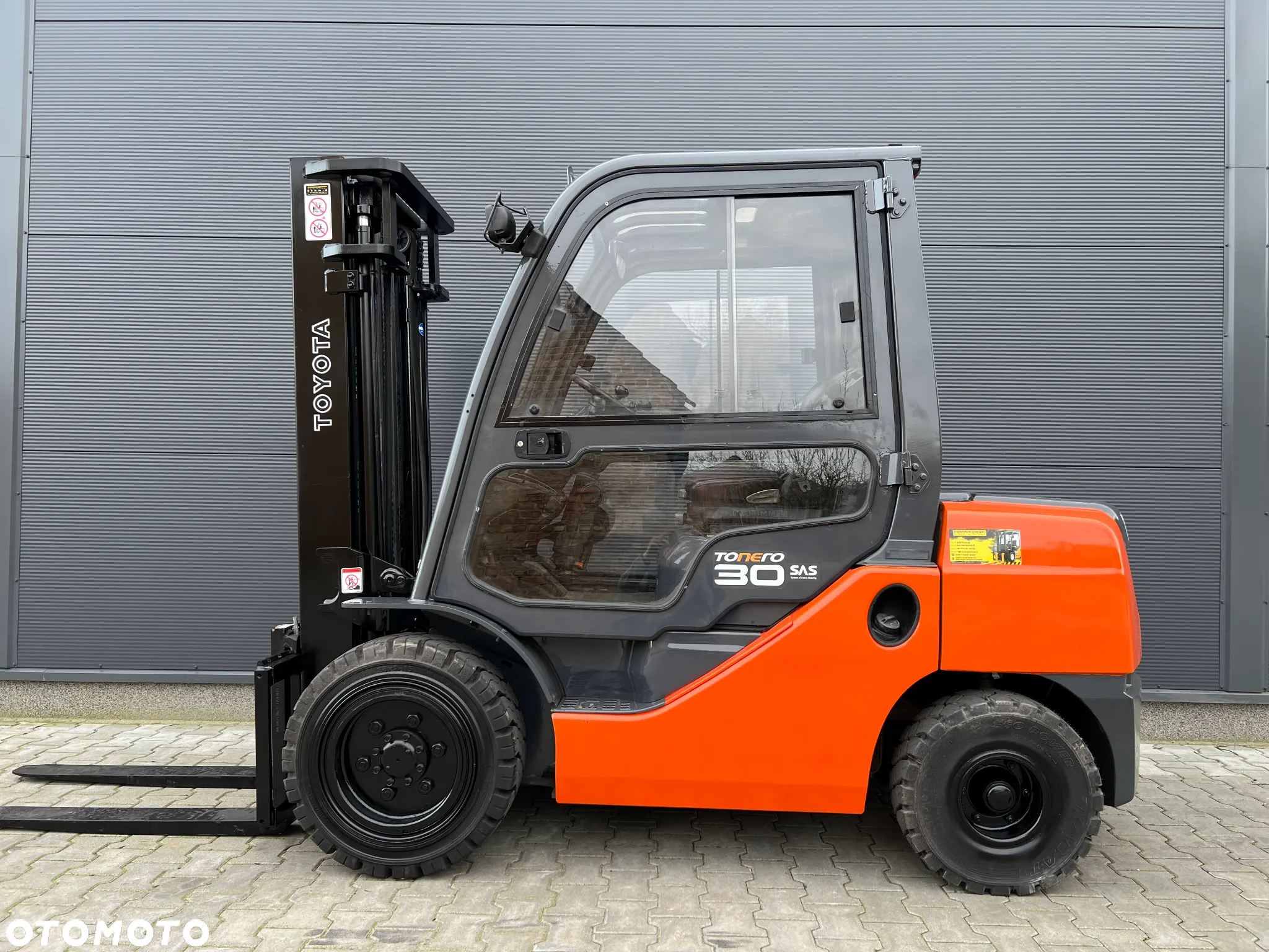Toyota 02-8FDF30 - 9
