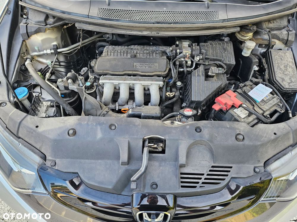 Honda Civic 1.4 i-VTEC Sport - 29