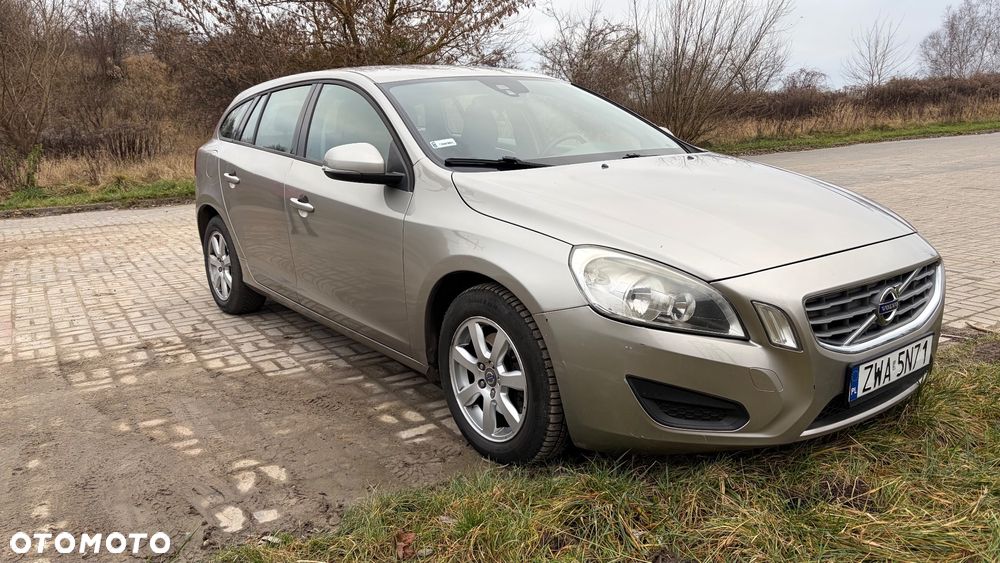 Volvo V60 DRIVe - 1