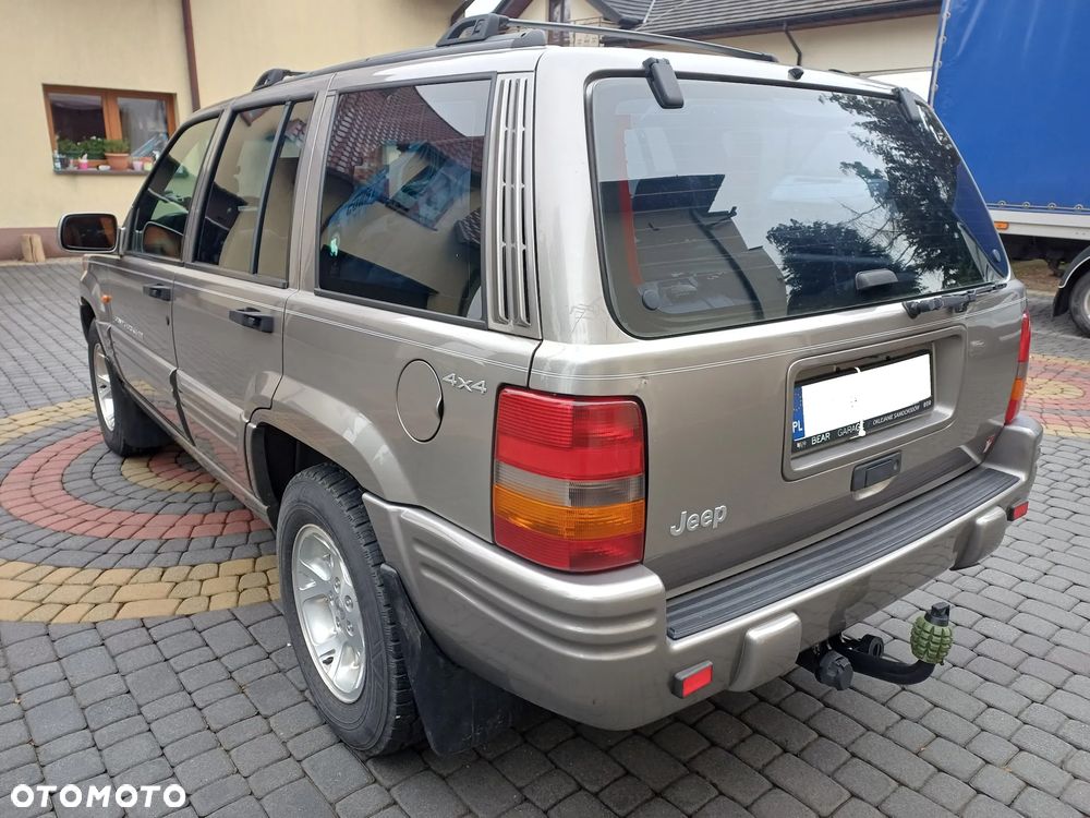 Jeep Cherokee 4.0 Limited - 8