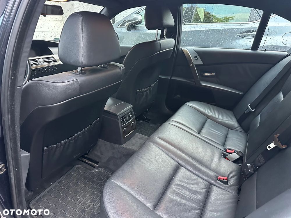 BMW Seria 5 - 10