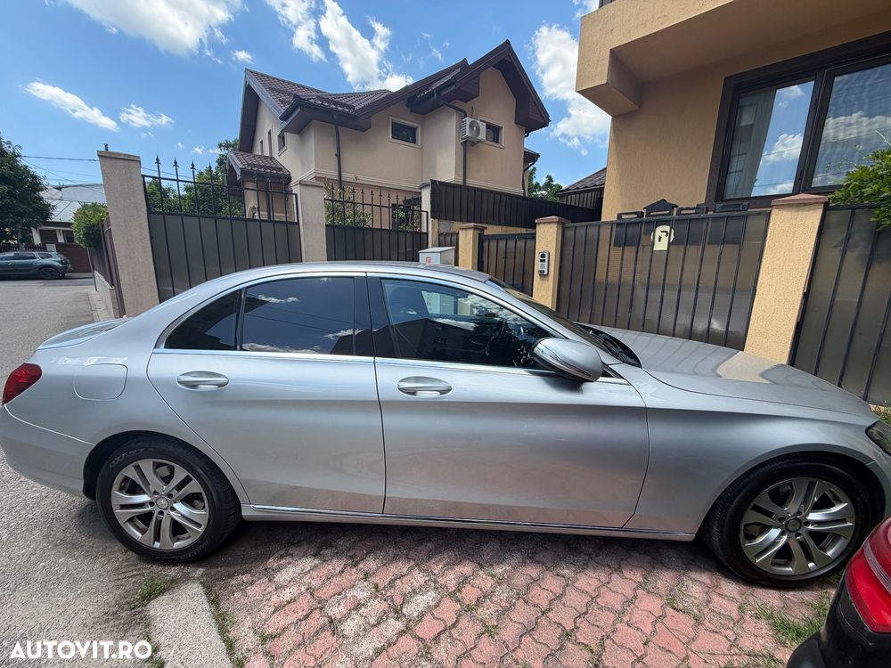 Mercedes-Benz C - 13