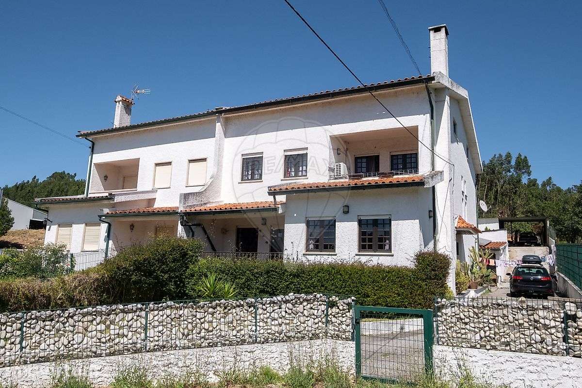 Moradia T5 para venda - Grande imagem: 2/46