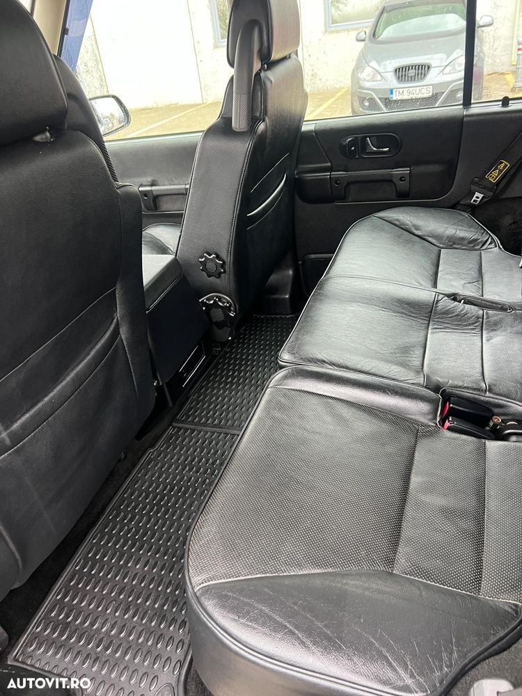 Land Rover Discovery TD5 HSE - 17