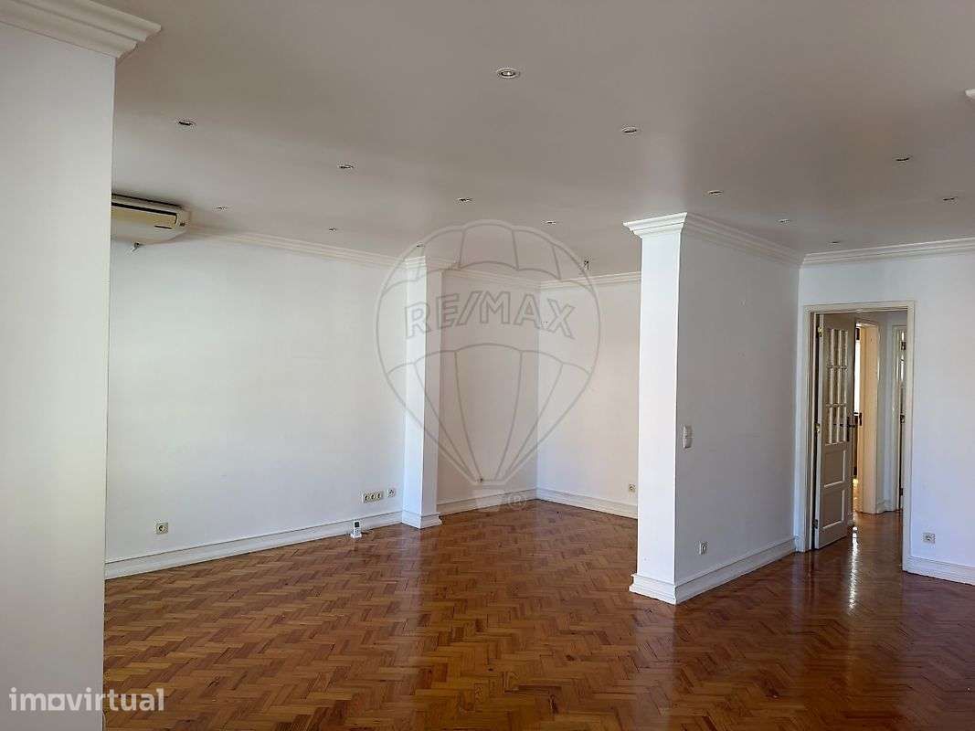 Apartamento T2 para arrendamento - Grande imagem: 4/18