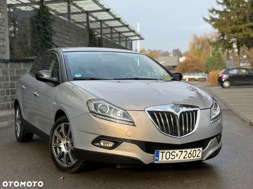 Lancia Delta 1.9 MJ TB Executive - 3