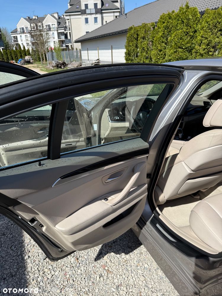 BMW Seria 5 520d - 6