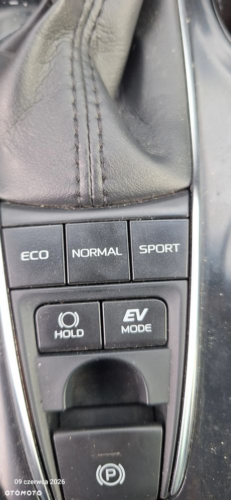 Toyota Camry 2.5 Hybrid Prestige CVT - 7