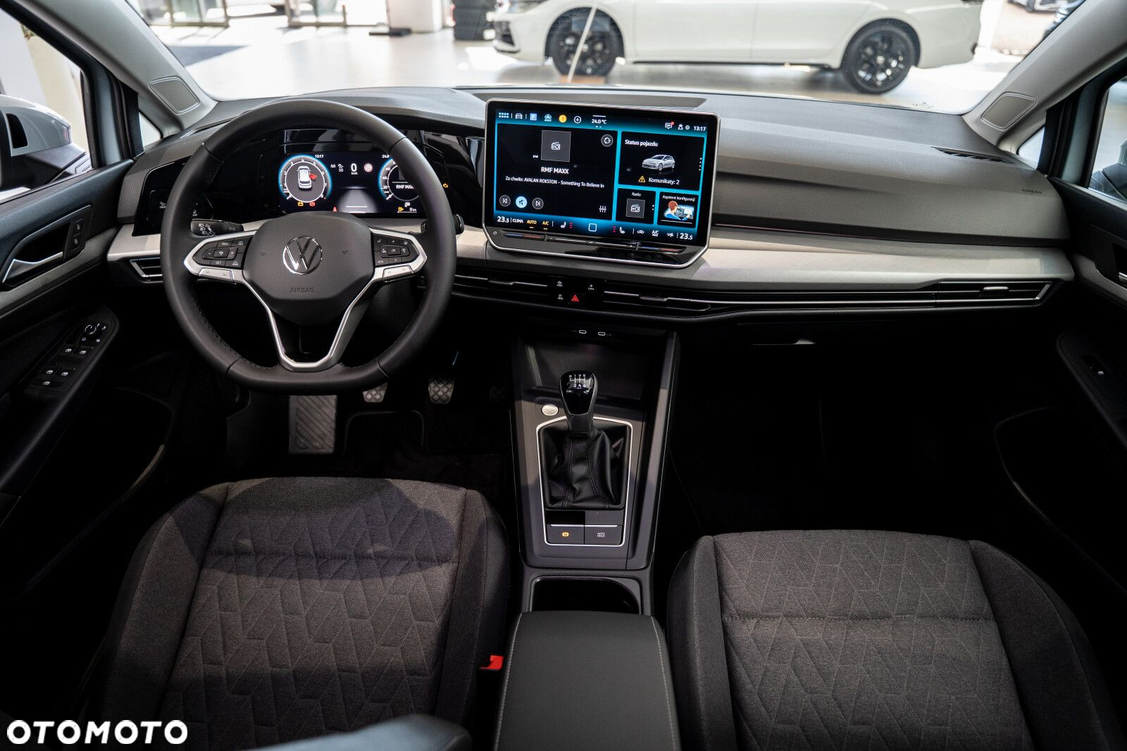 Volkswagen Golf - 11