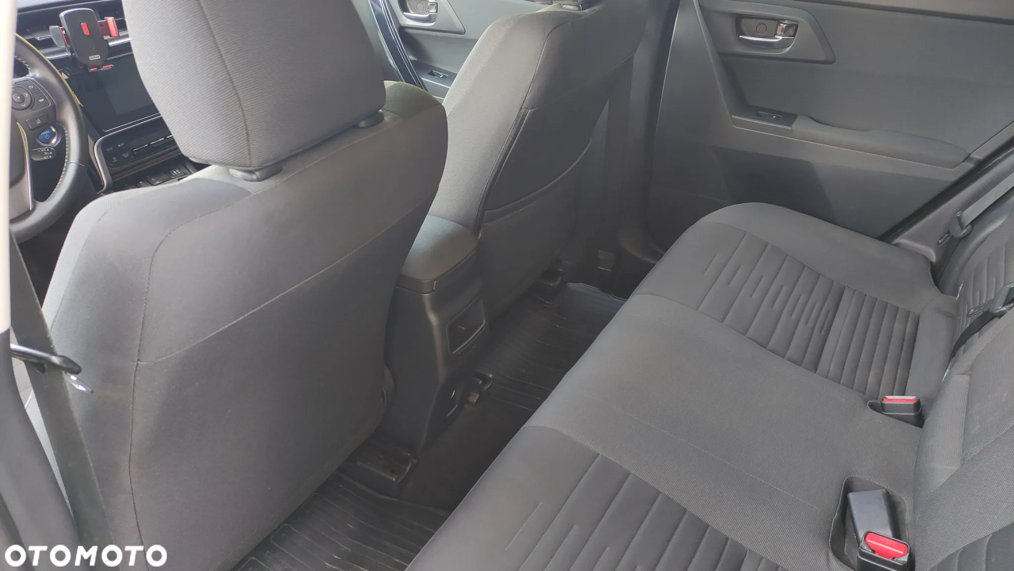Toyota Auris Hybrid 135 Comfort - 11