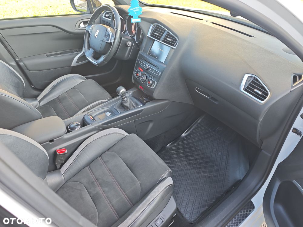 Citroën DS4 Crossback PureTech 130 S&S - 11