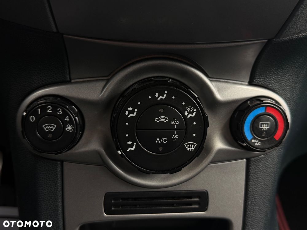 Ford Fiesta 1.25 Trend - 25