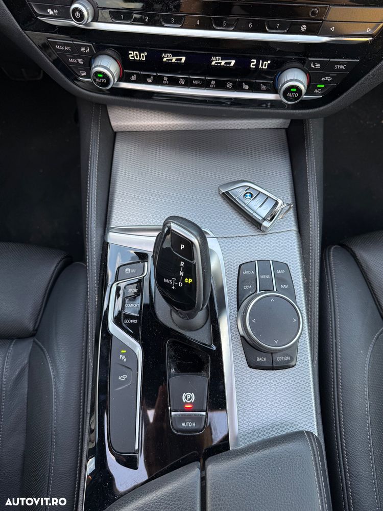 BMW 5 Series 2020 photo 5